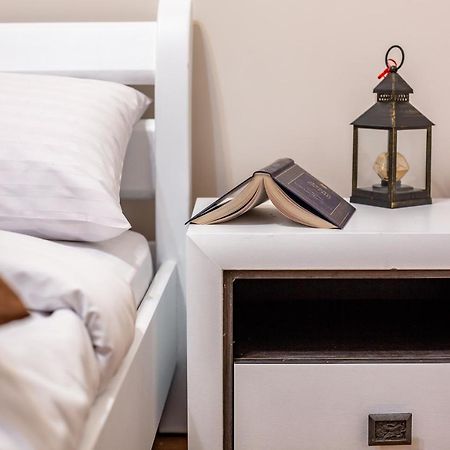 Avangard On Sholom Aleikhema St 7 Apart Apartment Lviv Ngoại thất bức ảnh