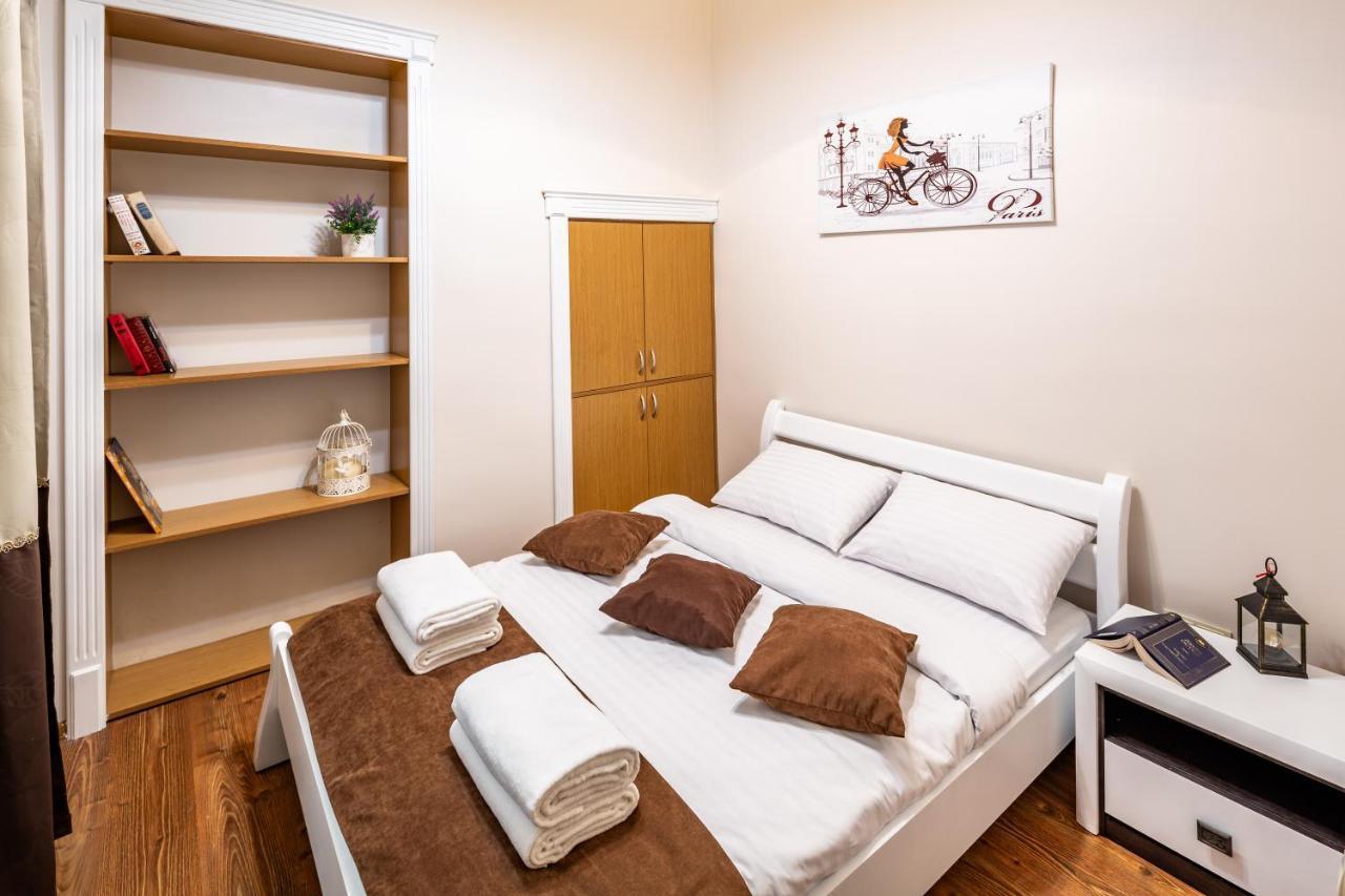 Avangard On Sholom Aleikhema St 7 Apart Apartment Lviv Ngoại thất bức ảnh